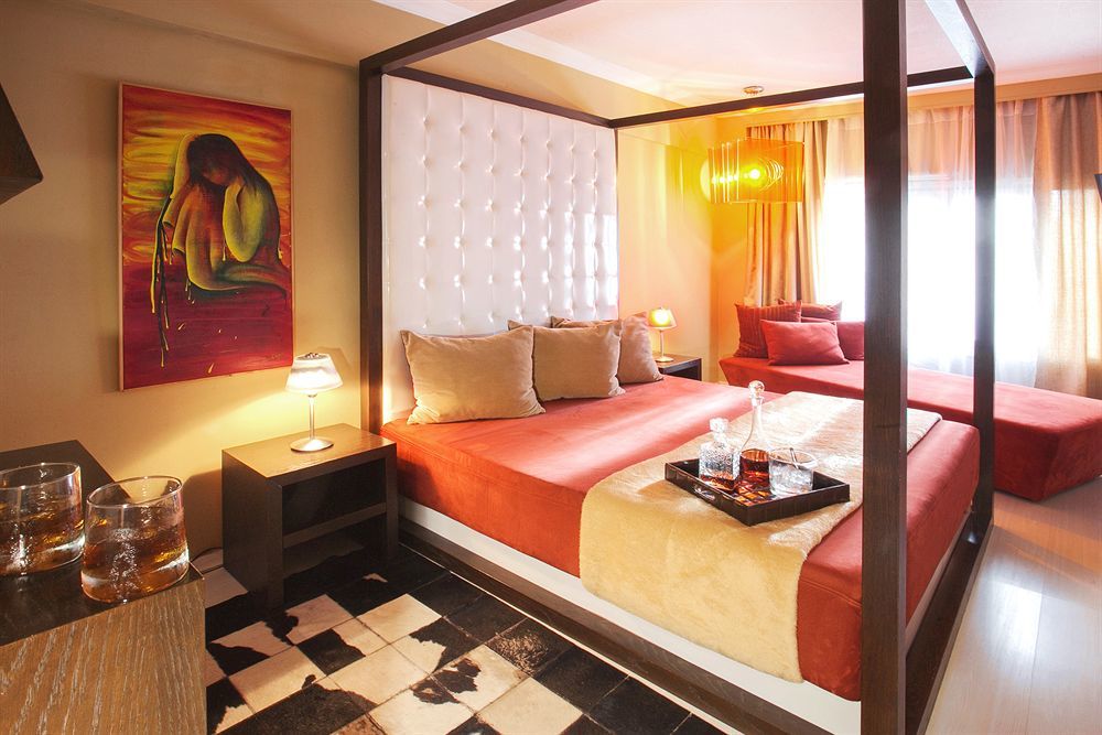 Plaza Hotel, Philian Hotels&resorts 3*