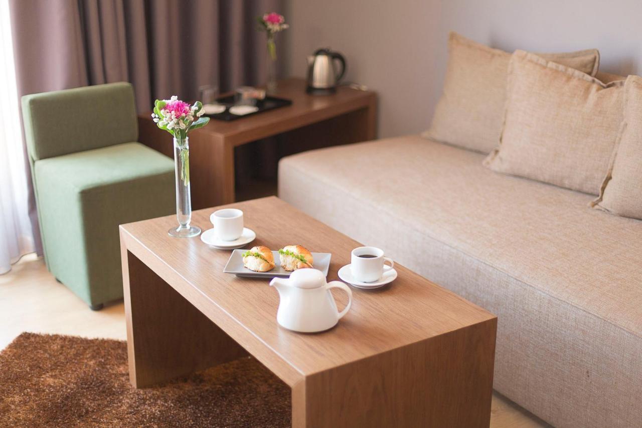Plaza Hotel, Philian Hotels&resorts